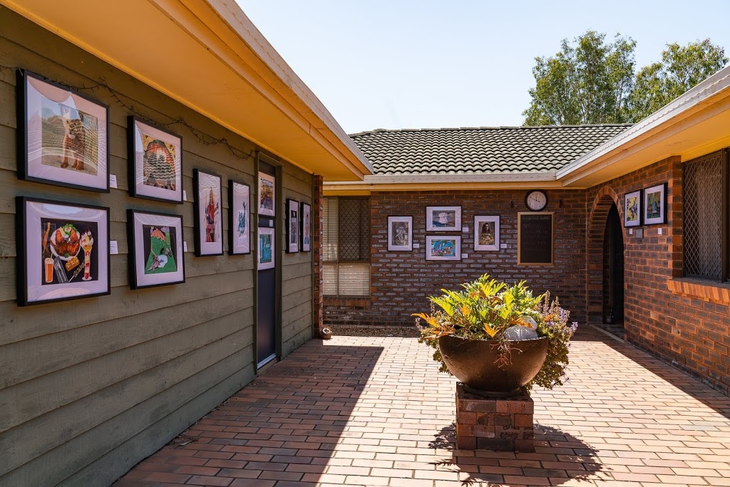 HI art studio | 5 Saville St, Eight Mile Plains QLD 4113, Australia | Phone: 0405 068 004