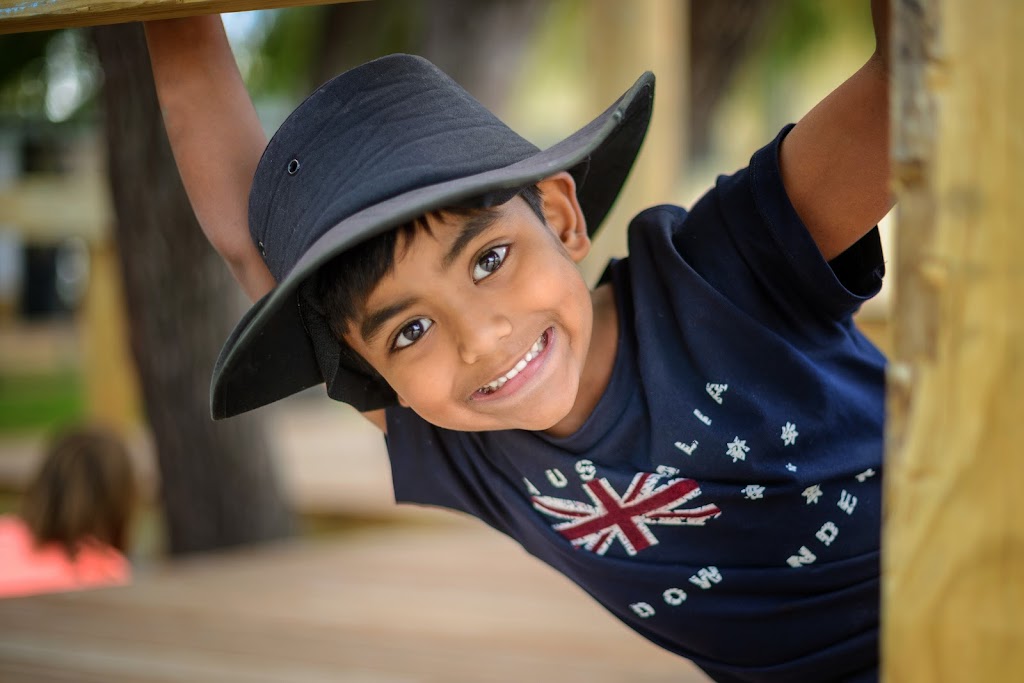 Fotoworks School Photography | 8 Pitino Ct, Osborne Park WA 6017, Australia | Phone: (08) 9244 8211