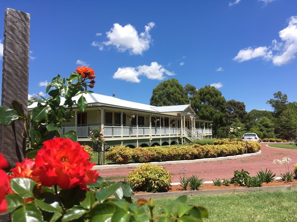 Loggers Rest | lodging | 33 Sugarloaf Rd, Stanthorpe QLD 4380, Australia | 0746812572 OR +61 7 4681 2572