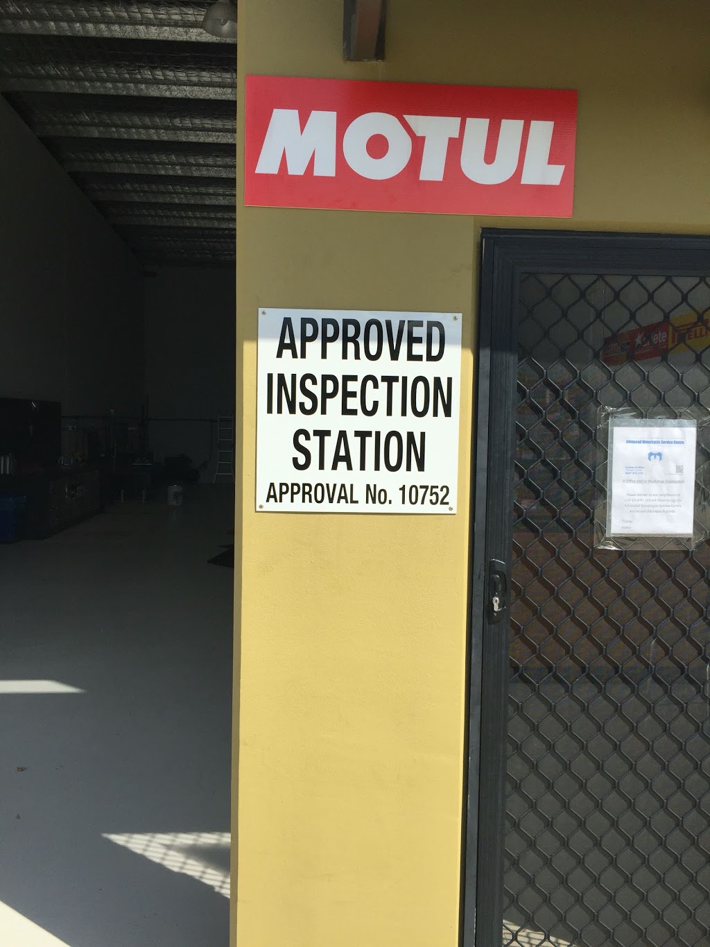 Advanced Motorcycle Service Centre | parking | 114 Oleander Ave, Scarness QLD 4655, Australia | 0427874305 OR +61 427 874 305