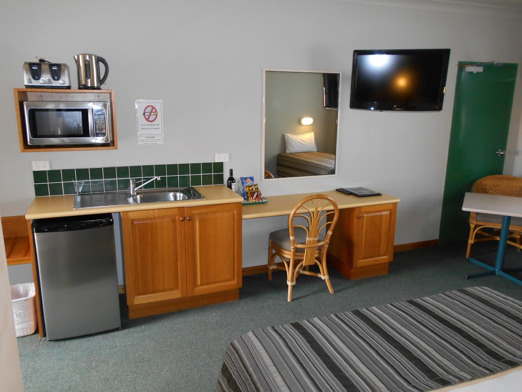 Cannon Park Motel - Cairns | lodging | 574 Mulgrave Rd, Cairns City QLD 4868, Australia | 0455555626 OR +61 455 555 626