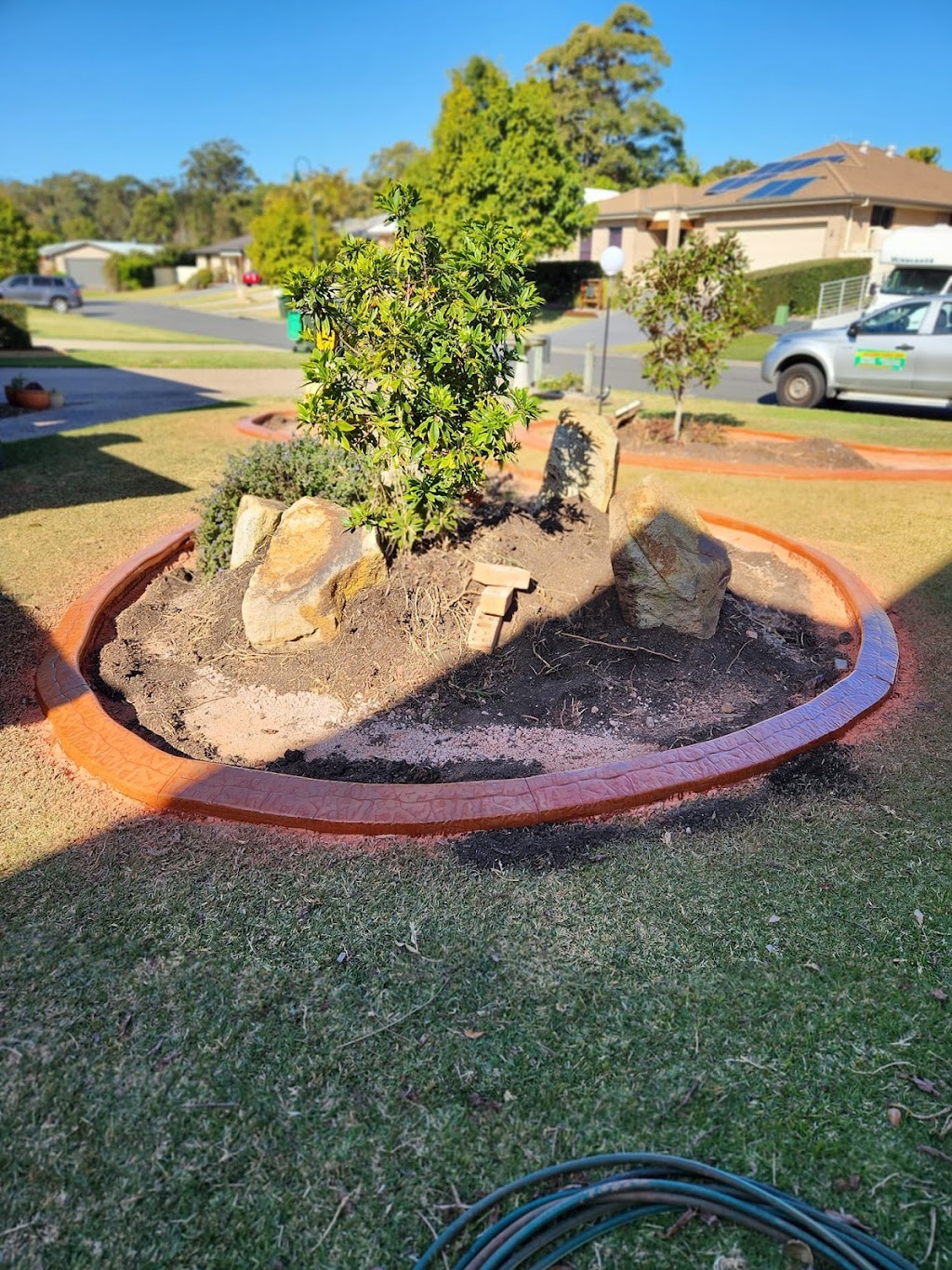 Brett continuous concrete kerbing garden edging | 3 Bottlebrush Pl, Lakewood NSW 2443, Australia | Phone: 0470 018 422