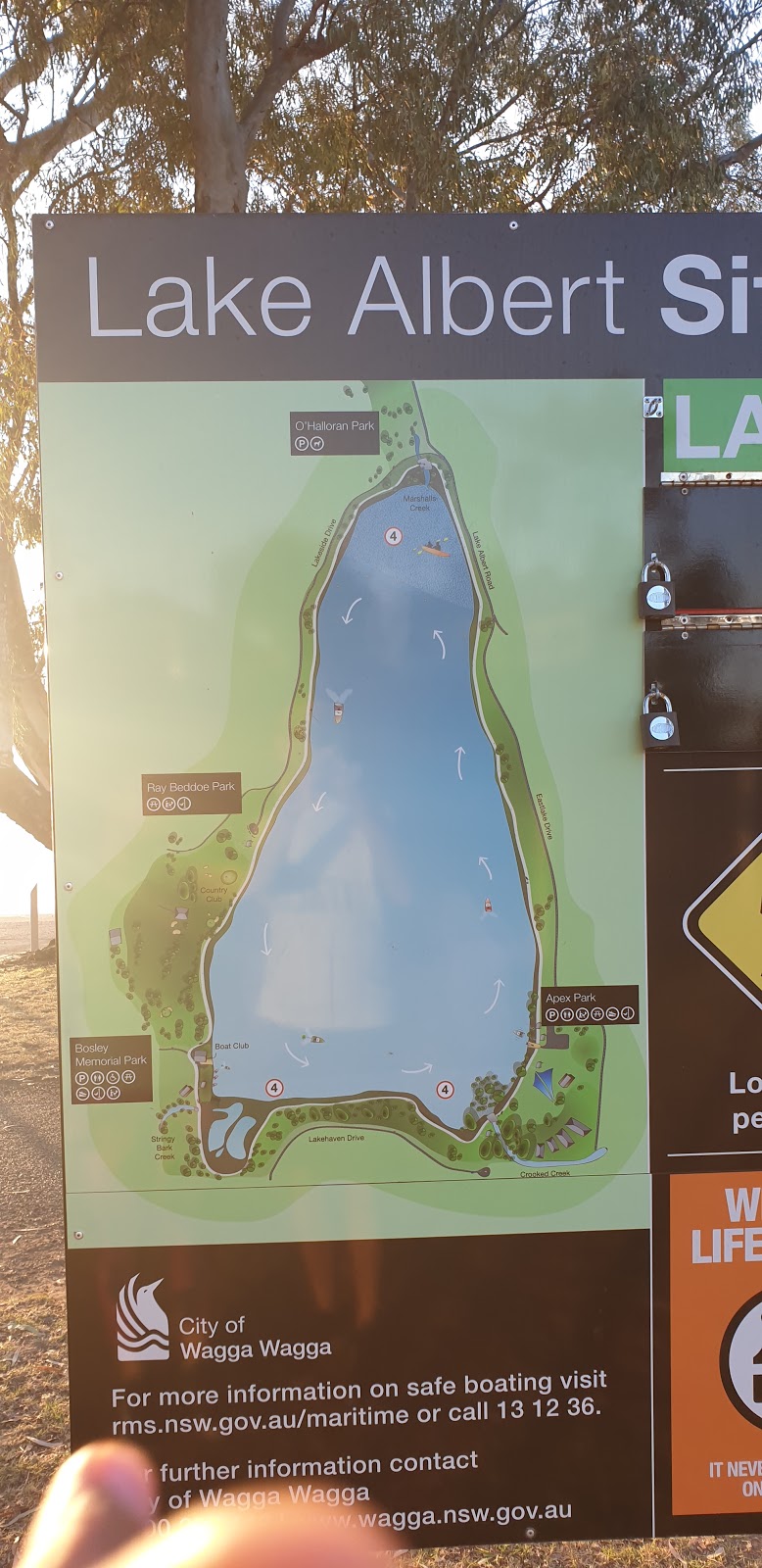 lake albert park | park | Lake Albert Rd, Lake Albert NSW 2650, Australia