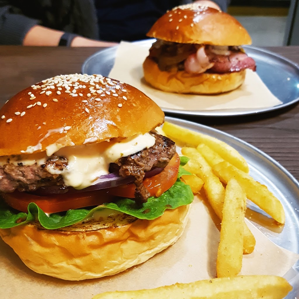 Winter’s Burgers | restaurant | Seaford Meadows Shopping Centre, T13 Grand Blvd, Seaford Meadows SA 5169, Australia | 0406892107 OR +61 406 892 107