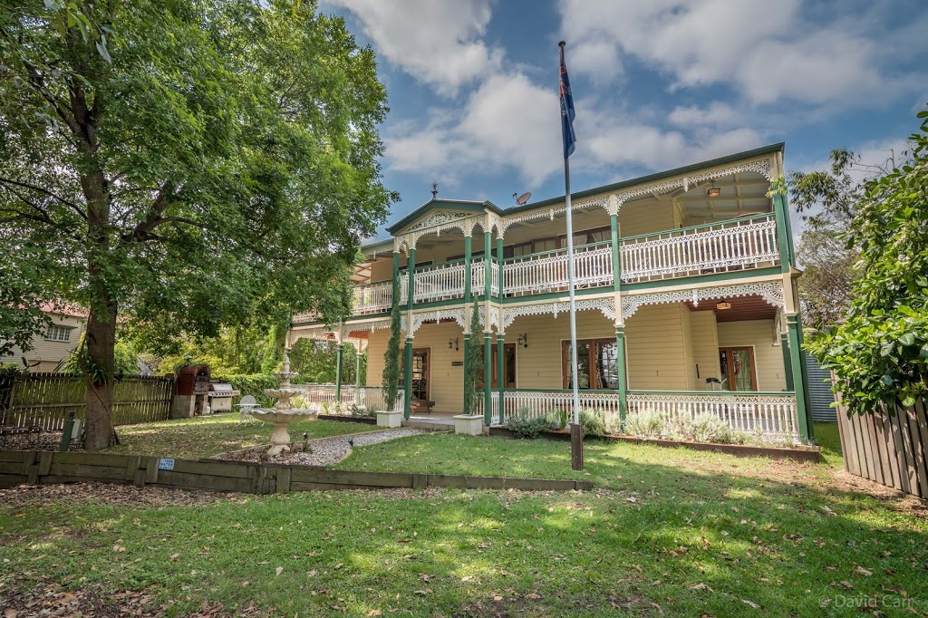 Grove Manor | lodging | 17 Elimatta Dr, Ashgrove QLD 4060, Australia | 0411243181 OR +61 411 243 181