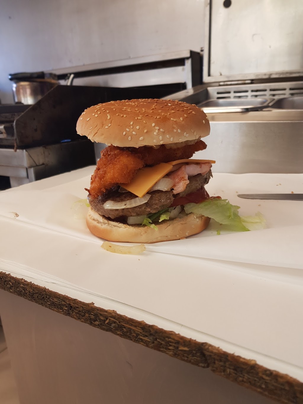 Mount Barker Corner Takeaway | 1 Alexandrina Rd, Mount Barker SA 5251, Australia | Phone: (08) 7280 0022