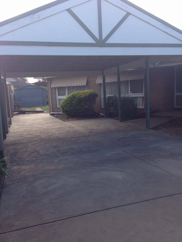 Albys Concreting & Bobcat Hire | 125 Matthews Rd, Lovely Banks VIC 3213, Australia | Phone: 0403 425 989