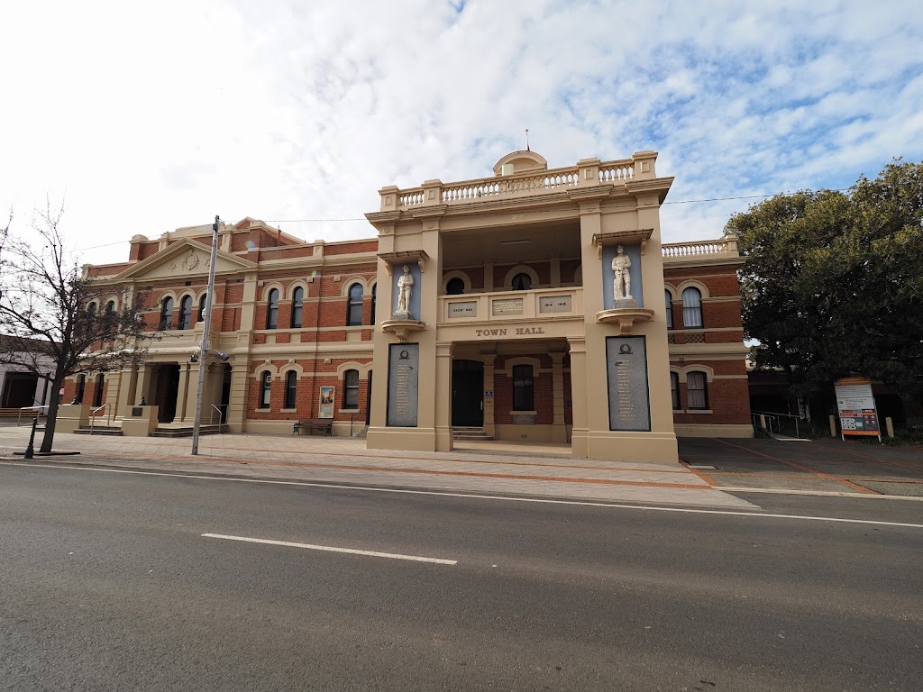 St Arnaud Town Hall and Offices | local government office | 40 Napier St, St Arnaud VIC 3478, Australia | 0353588700 OR +61 3 5358 8700