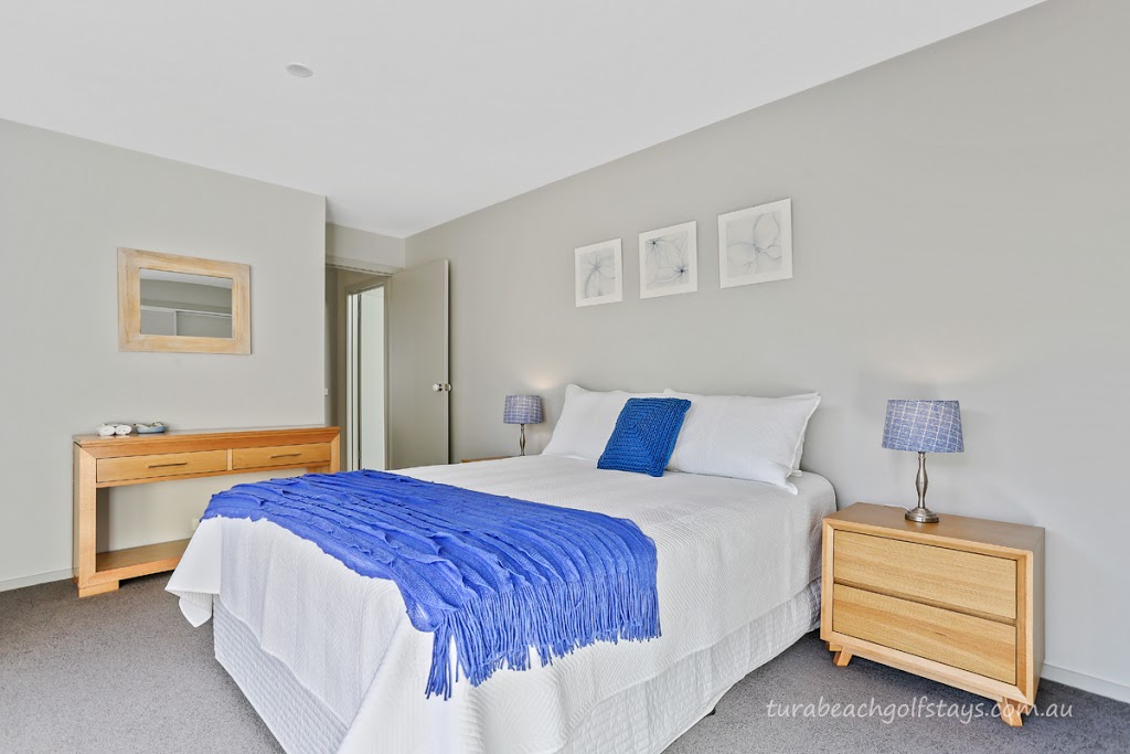 Tura Beach Golf Stays | 2/54 Pacific Way, Tura Beach NSW 2548, Australia | Phone: 0417 208 995