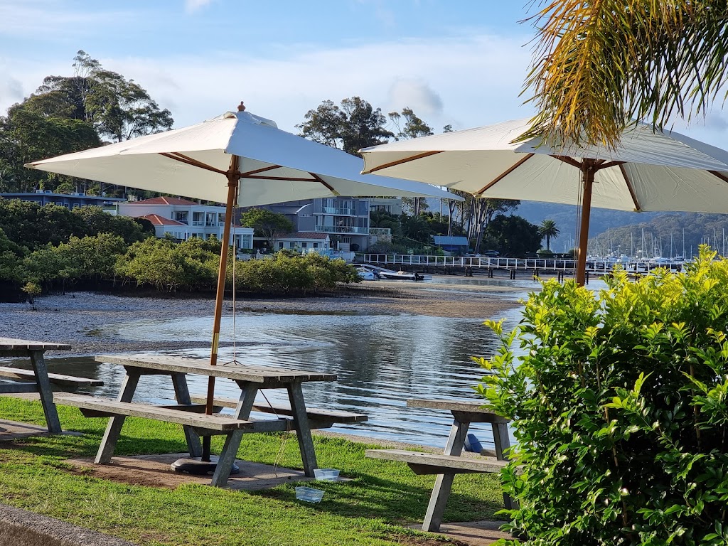 Le Bayview Cafe Bistro | 1714 Pittwater Rd, Bayview NSW 2104, Australia | Phone: 0422 153 436