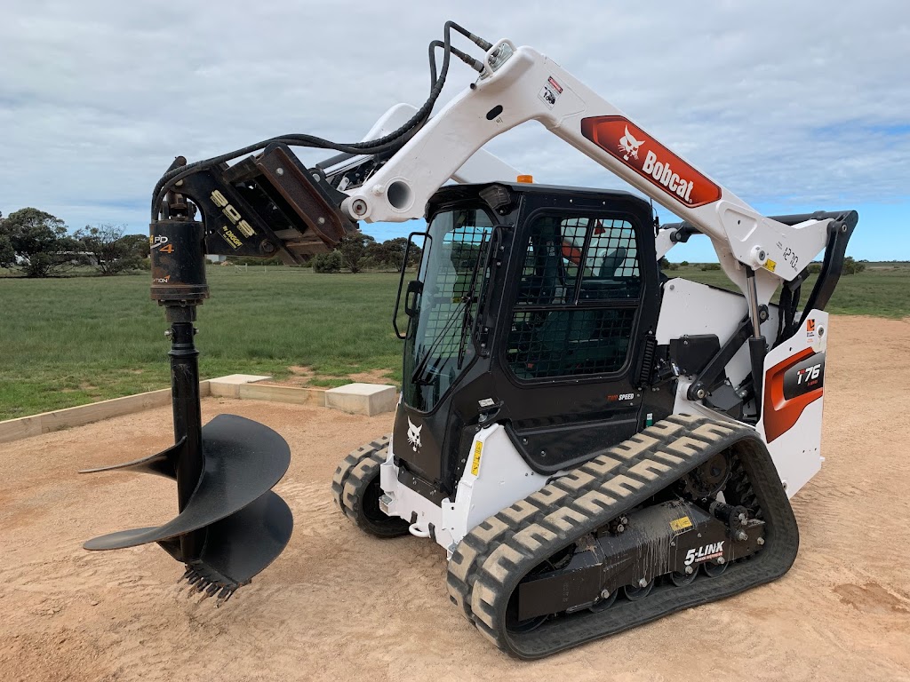 Eyre Laser Grading | 46A McKenzie St, Ceduna SA 5690, Australia | Phone: 0428 554 690