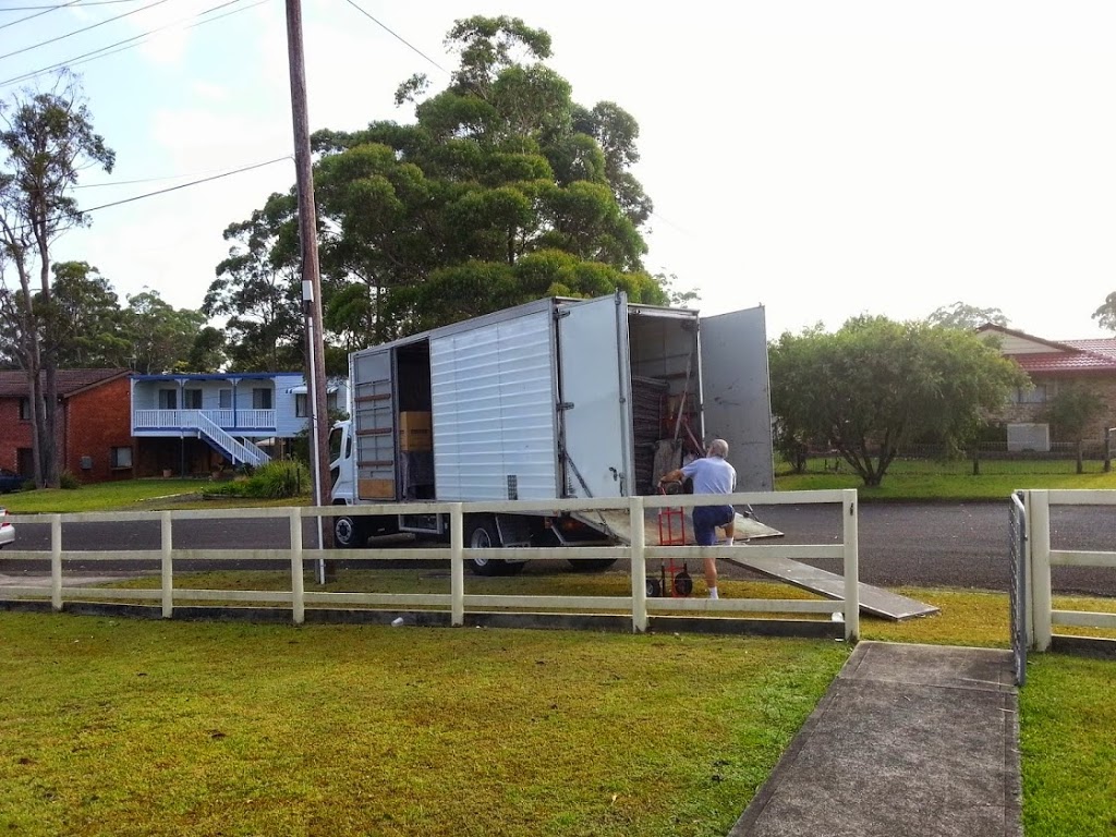 Sussex Inlet Removals | 12 Wayfarer Dr, Sussex Inlet NSW 2540, Australia | Phone: 0412 483 065