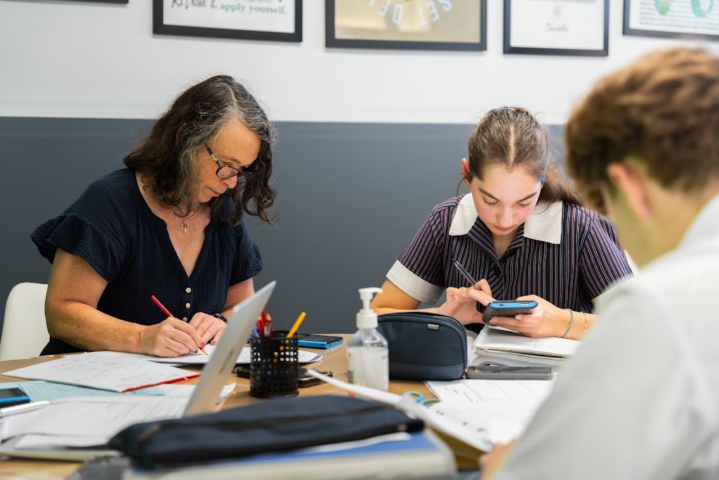 Mindful Maths Tutoring | 4/40 Burgundy St, Heidelberg VIC 3084, Australia | Phone: 0425 764 167