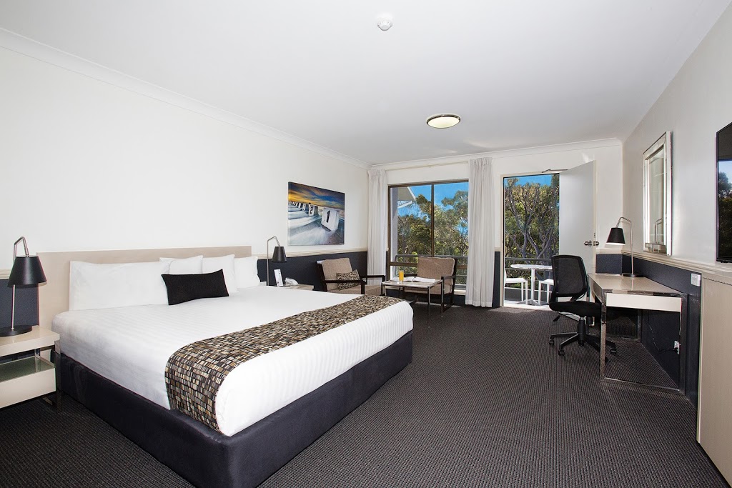 Best Western Plus Apollo International | 290 Pacific Hwy, Charlestown NSW 2290, Australia | Phone: (02) 4943 6733