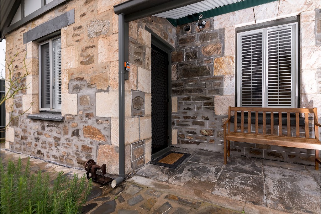 Stoneleigh Cottage B & B | lodging | 94 Murray St, Angaston SA 5353, Australia | 0402481516 OR +61 402 481 516