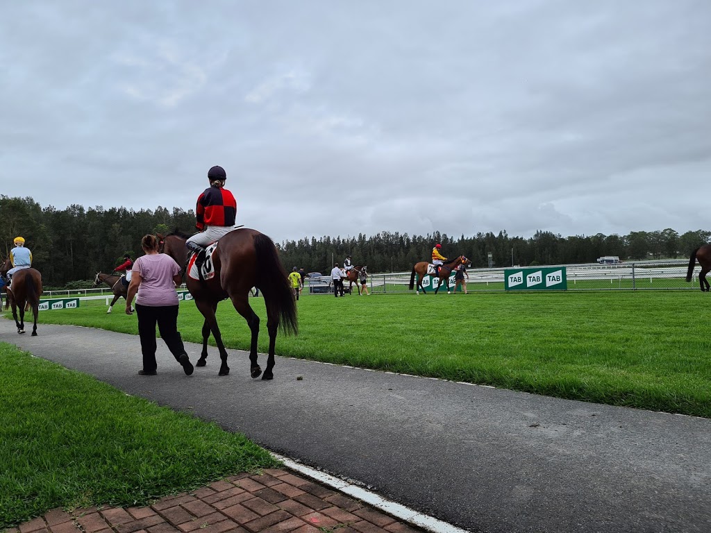 Manning Valley Race Club - Racecourse Dr, Taree NSW 2430 ...