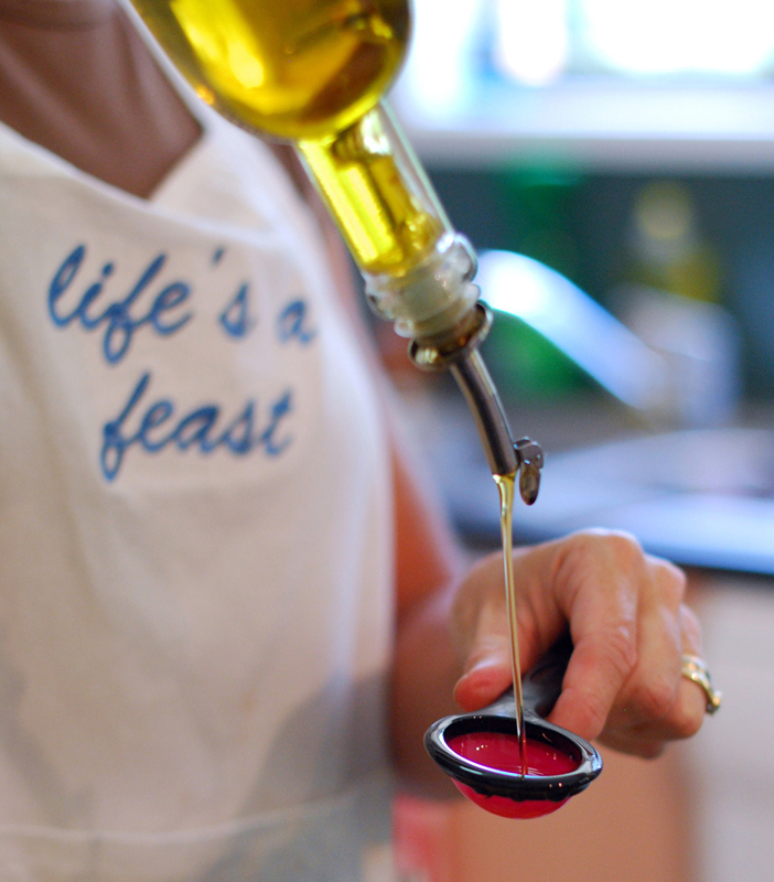 Lifes A Feast Cooking Classes | 91 Lake Weyba Dr, Noosaville QLD 4566, Australia | Phone: 0438 469 692