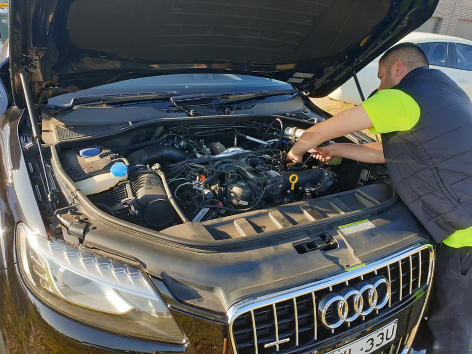 Zeni mechanics services | Rainbows Wy, Leppington NSW 2179, Australia | Phone: 0415 307 217
