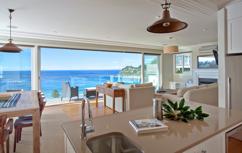 Betina King - Holiday Accommodation | 30 Morella Rd, Whale Beach NSW 2107, Australia | Phone: 0418 481 969