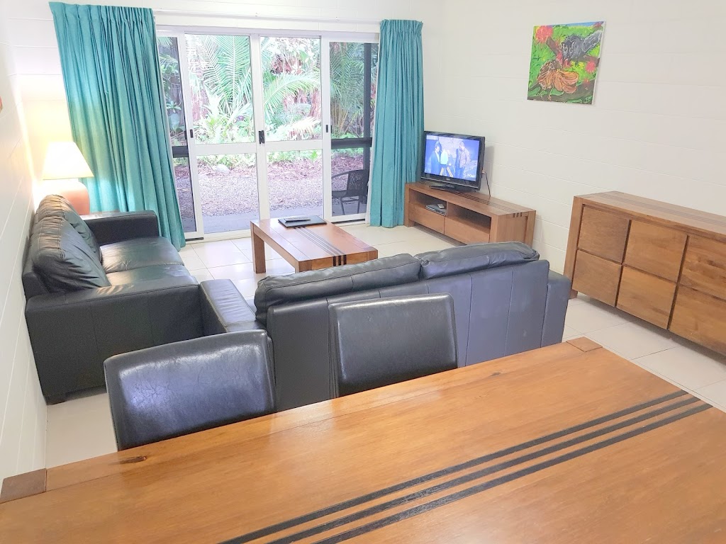 At The Mango Tree Holiday Apartments | real estate agency | 91 Davidson St, Port Douglas QLD 4877, Australia | 0740995677 OR +61 7 4099 5677