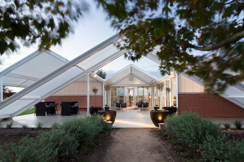 Glasshouse Villa | 57 Tubbarubba Rd, Merricks North VIC 3926, Australia | Phone: 0413 226 313