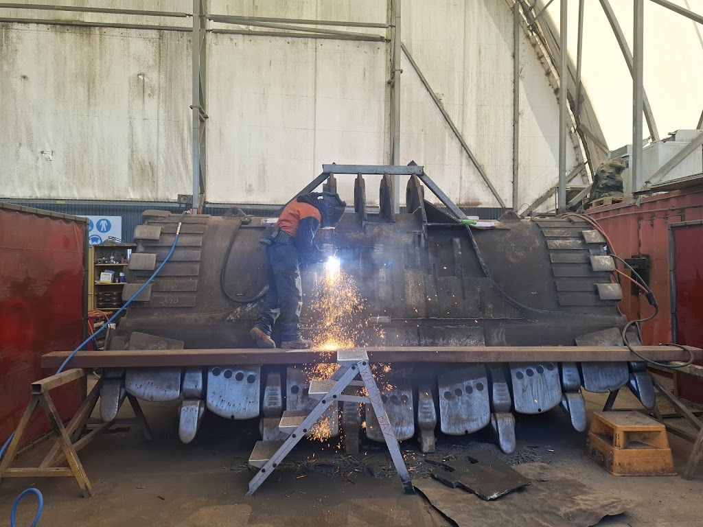 JG Industries Welding | 34 Laidlaw Dr, Delacombe VIC 3356, Australia | Phone: 0400 266 990