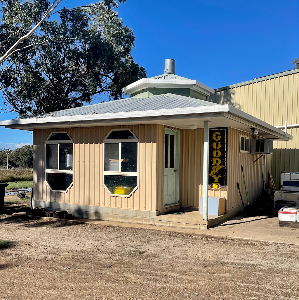 Serene’s Beeswax Chandlery | home goods store | Building 1 - Office/19142 New England Hwy, Rosenthal Heights QLD 4370, Australia | 0437647086 OR +61 437 647 086