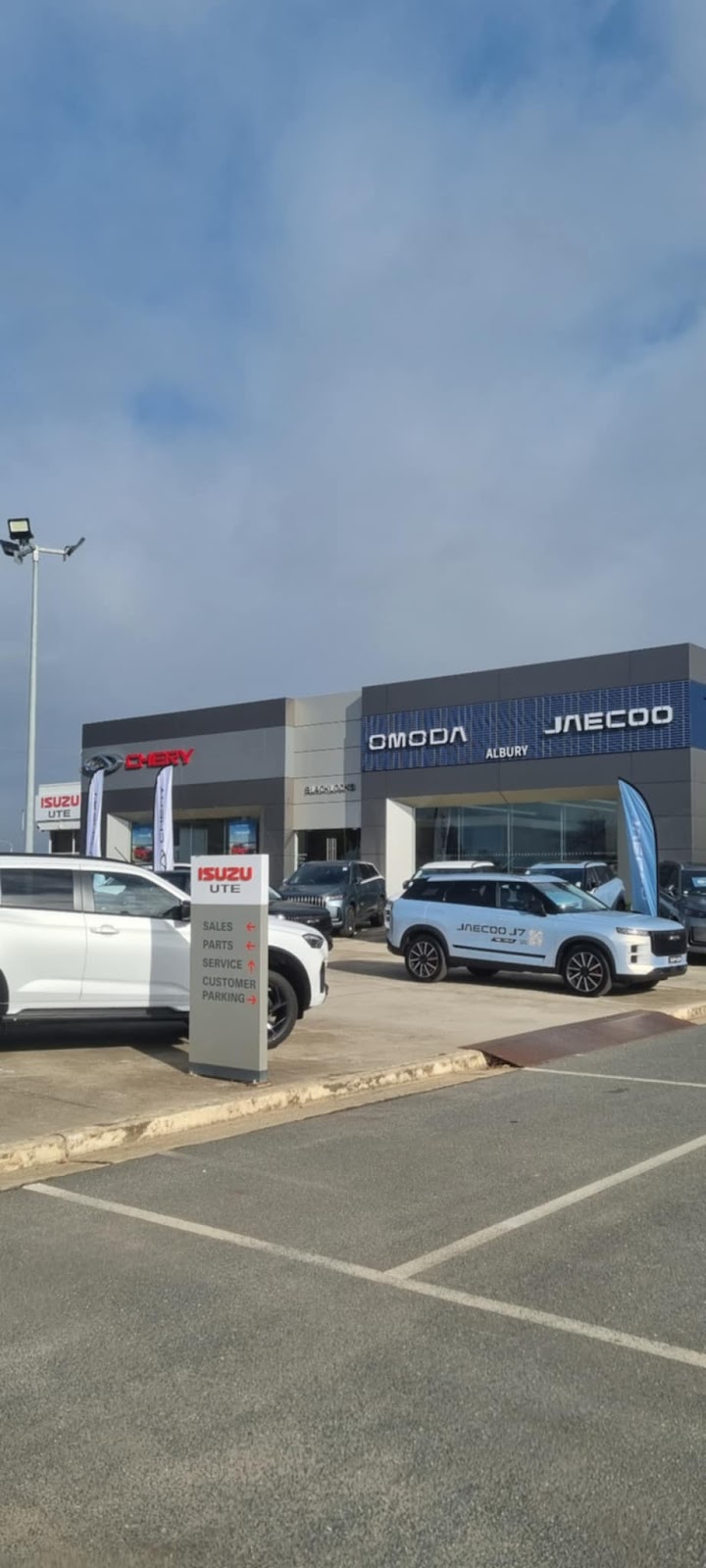 Chery Albury | 587 Wagga Rd, Lavington NSW 2640, Australia | Phone: (02) 6049 5500
