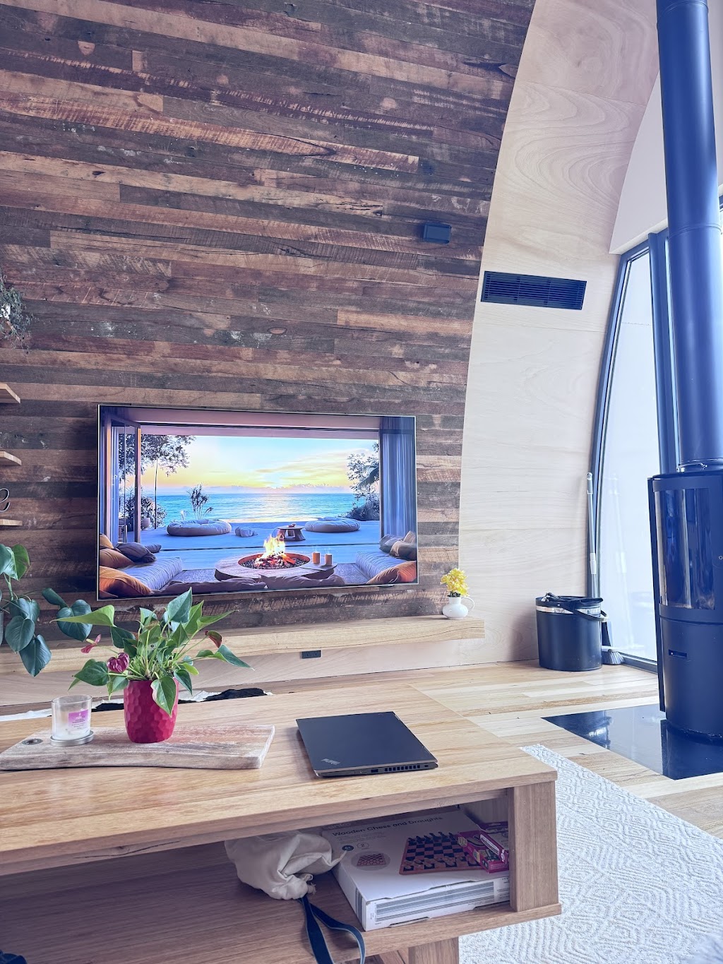 The Sky Barrel | 25 Lapilli La, Buninyong VIC 3357, Australia | Phone: (03) 5312 2772