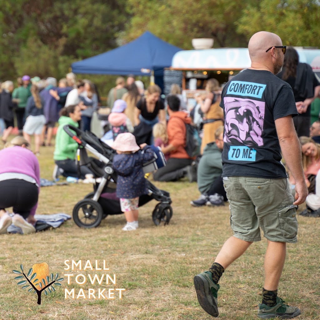 Small Town Market | 540 Old Forcett Rd, Dodges Ferry TAS 7173, Australia | Phone: 0472 511 804
