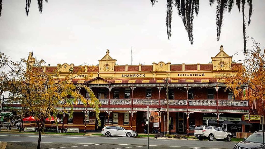 Shamrock Hotel | lodging | 1 Gillies St, Rochester VIC 3561, Australia | 0354841841 OR +61 3 5484 1841
