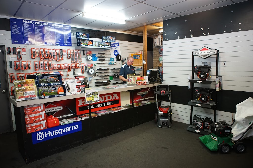 Rockingham Mower & Chain Saw Centre | store | 1/18 Livingstone Rd, Rockingham WA 6168, Australia | 0895921288 OR +61 8 9592 1288