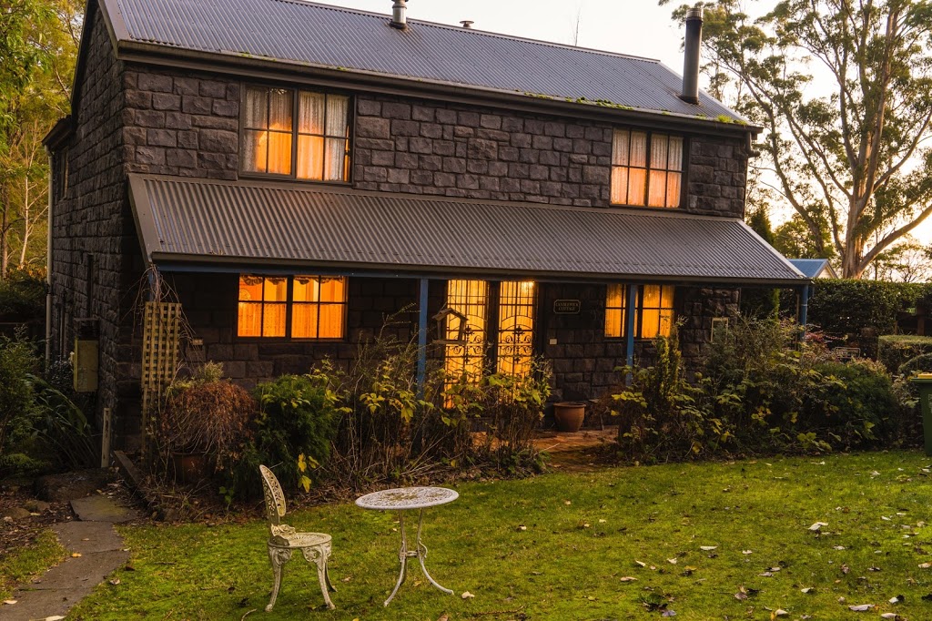 Observatory Cottages | lodging | 8 Observatory Rd, Mount Dandenong VIC 3767, Australia | 0397512436 OR +61 3 9751 2436