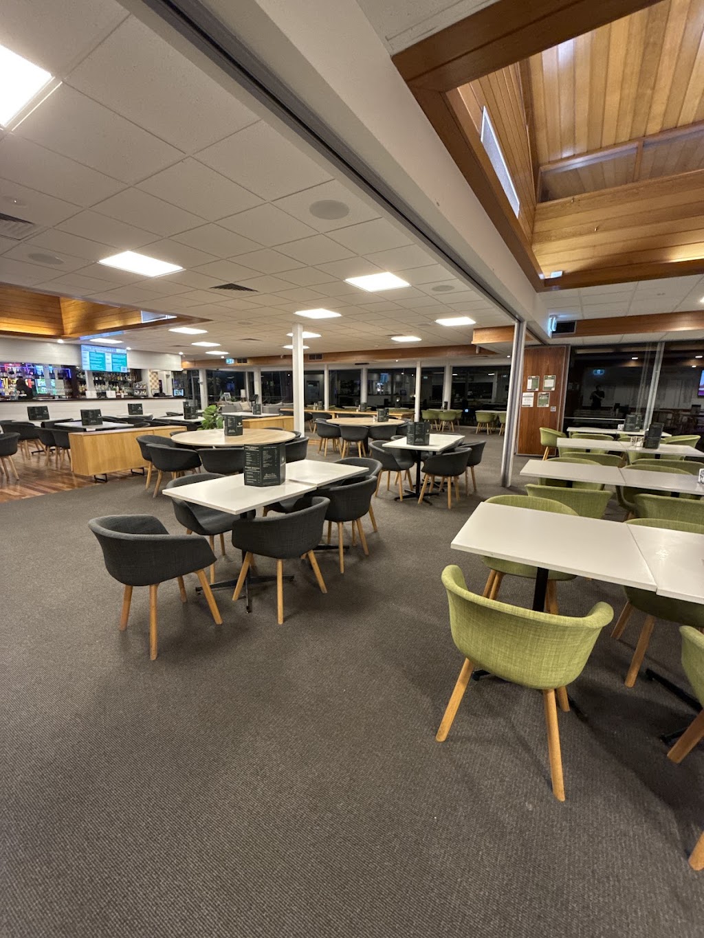 The Grill House Bistro | 45 Golf Links Rd, Anglesea VIC 3230, Australia | Phone: 0491 719 725