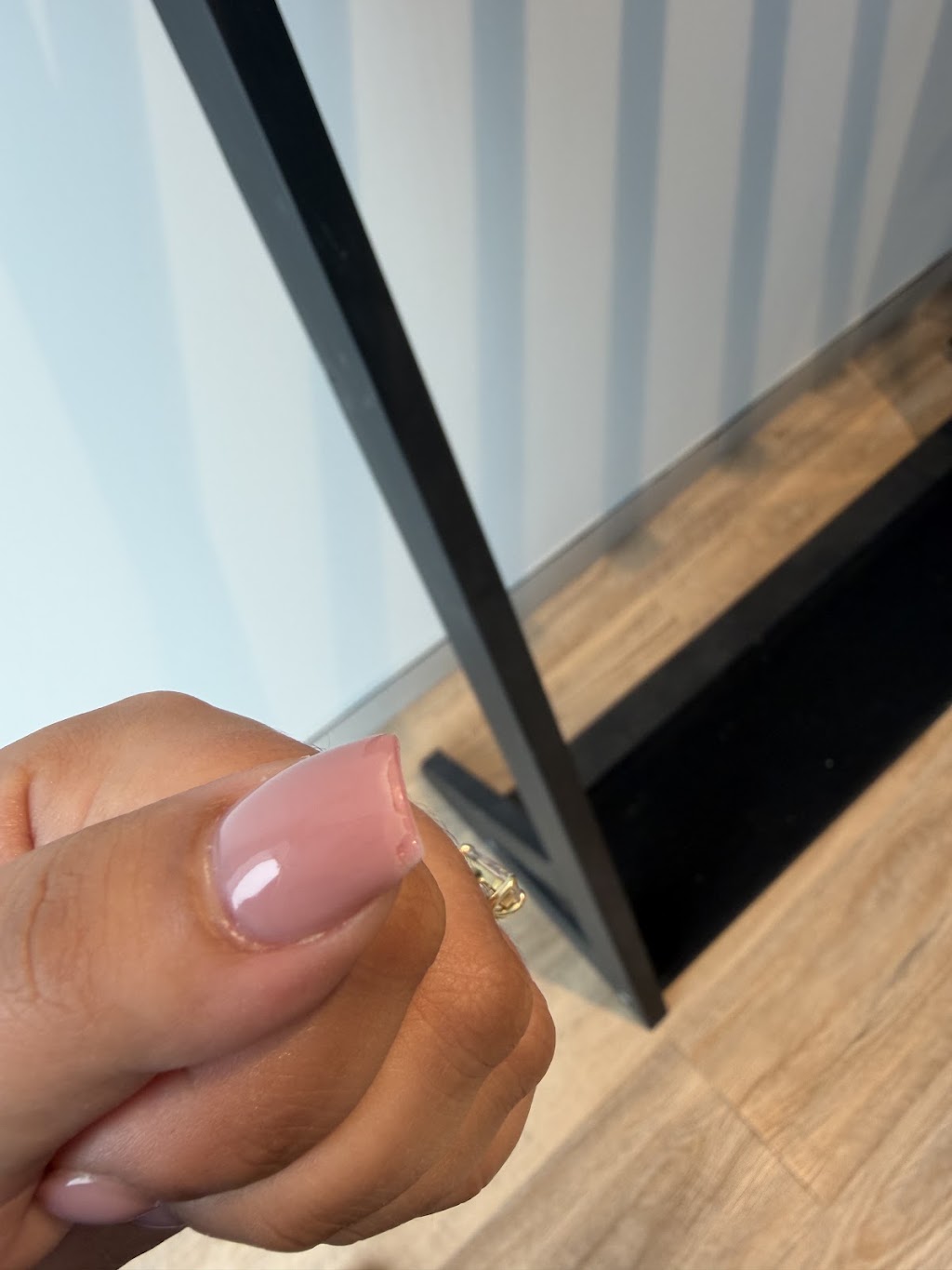 Master Colour Nails | Forestway shopping centre, Shop 14/20 Forest Way, Frenchs Forest NSW 2086, Australia | Phone: (02) 8937 0777
