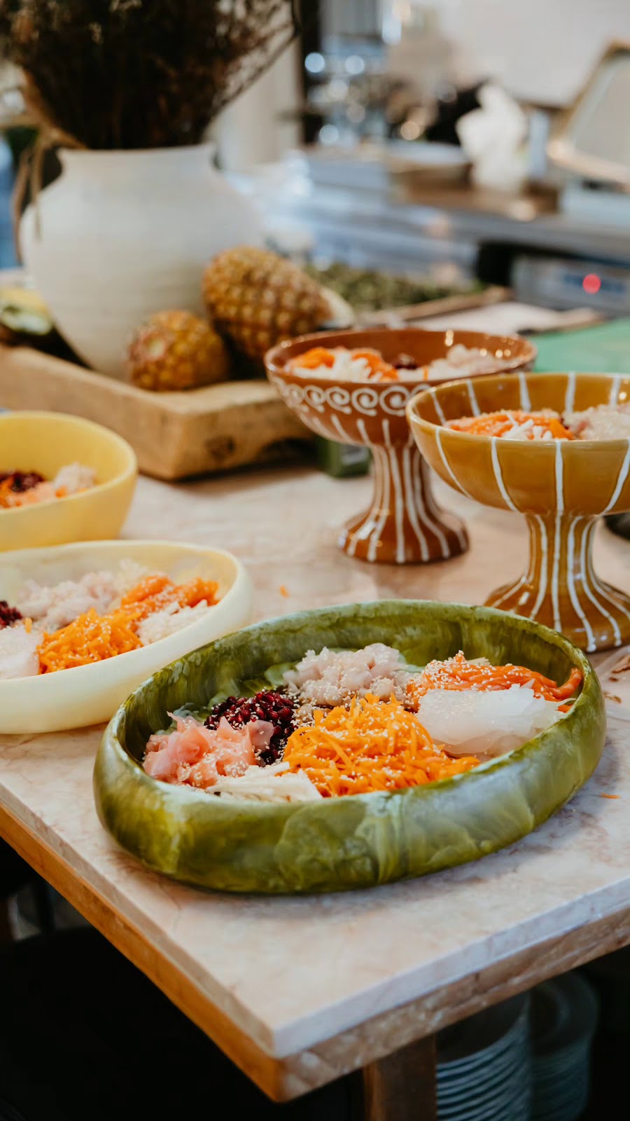 Sara Dining | 450b Coolangatta Rd, Berry NSW 2535, Australia | Phone: 0401 651 198
