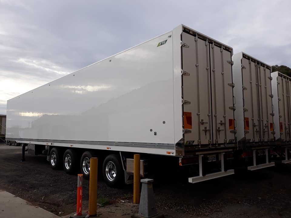 Ausway Transport Pty Limited | 44 Yellowbox Dr, Craigieburn VIC 3064, Australia | Phone: (03) 8377 5080