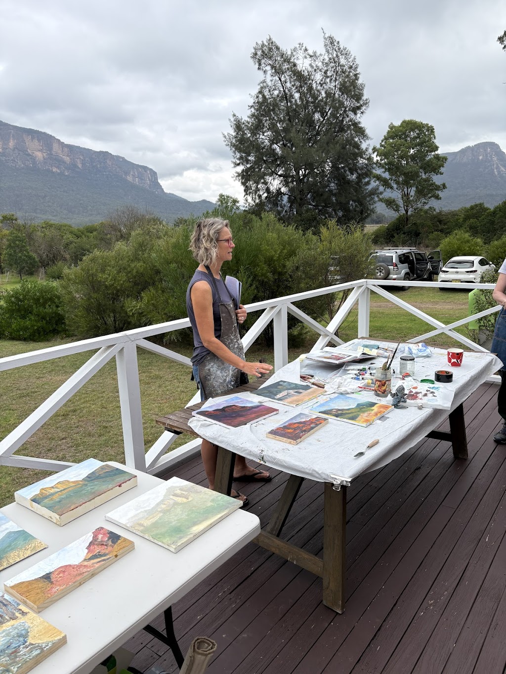 Capertee Mountain View Retreats | 1 Port Macquarie Rd, Bogee NSW 2849, Australia | Phone: 0432 922 653