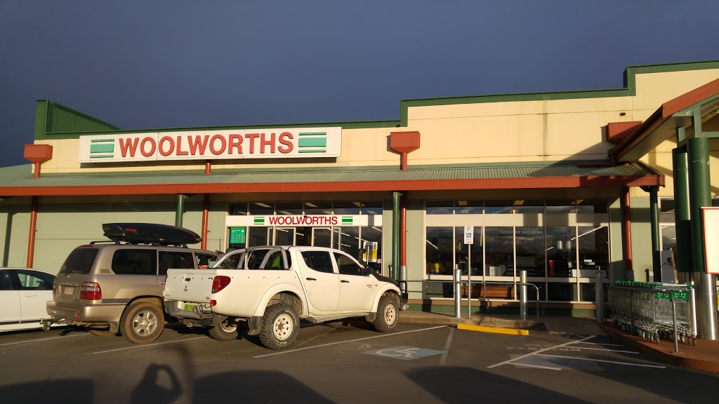 Woolworths Tumut | Fitzroy St & Herlihy, Tumut NSW 2720, Australia | Phone: (02) 6941 2100