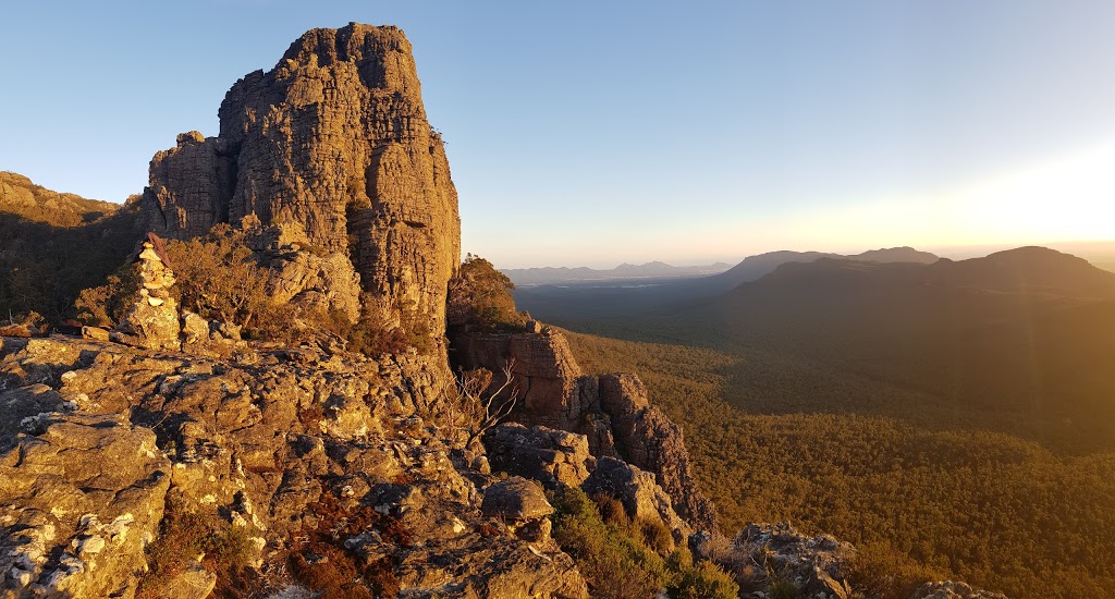 Chimney Pots | park | Glenelg Valley Road, Grampians VIC 3314, Australia | 0353614000 OR +61 3 5361 4000