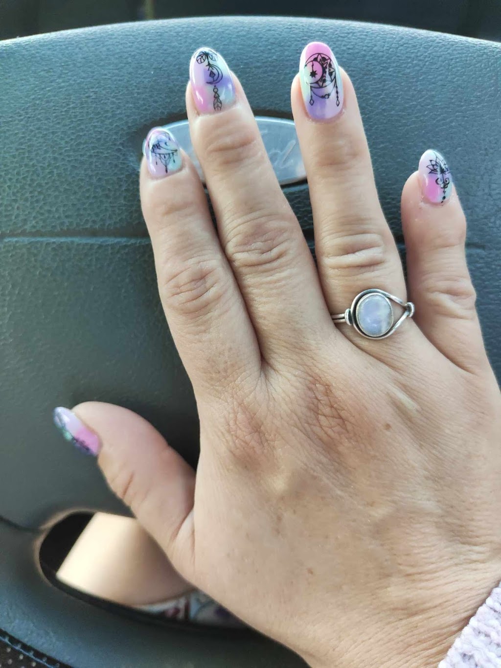 Laurens Beauty Adventures | 20 Coop Dr, Gisborne VIC 3437, Australia | Phone: 0413 892 098