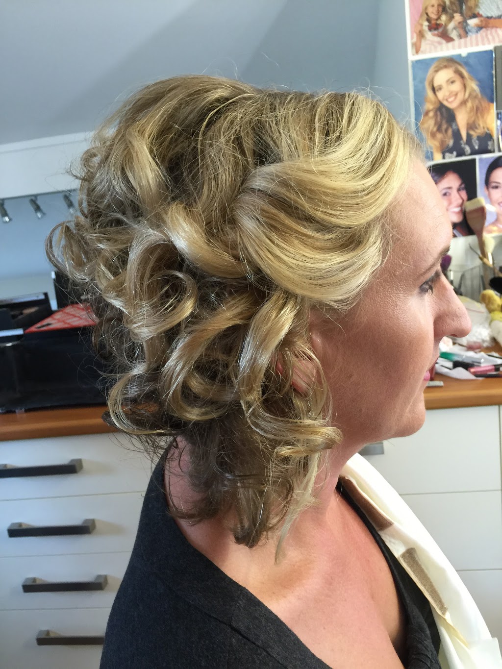 Gold Coast Hairstylist Suzi Dent | hair care | 12 Currant St, Elanora QLD 4221, Australia | 0412607691 OR +61 412 607 691
