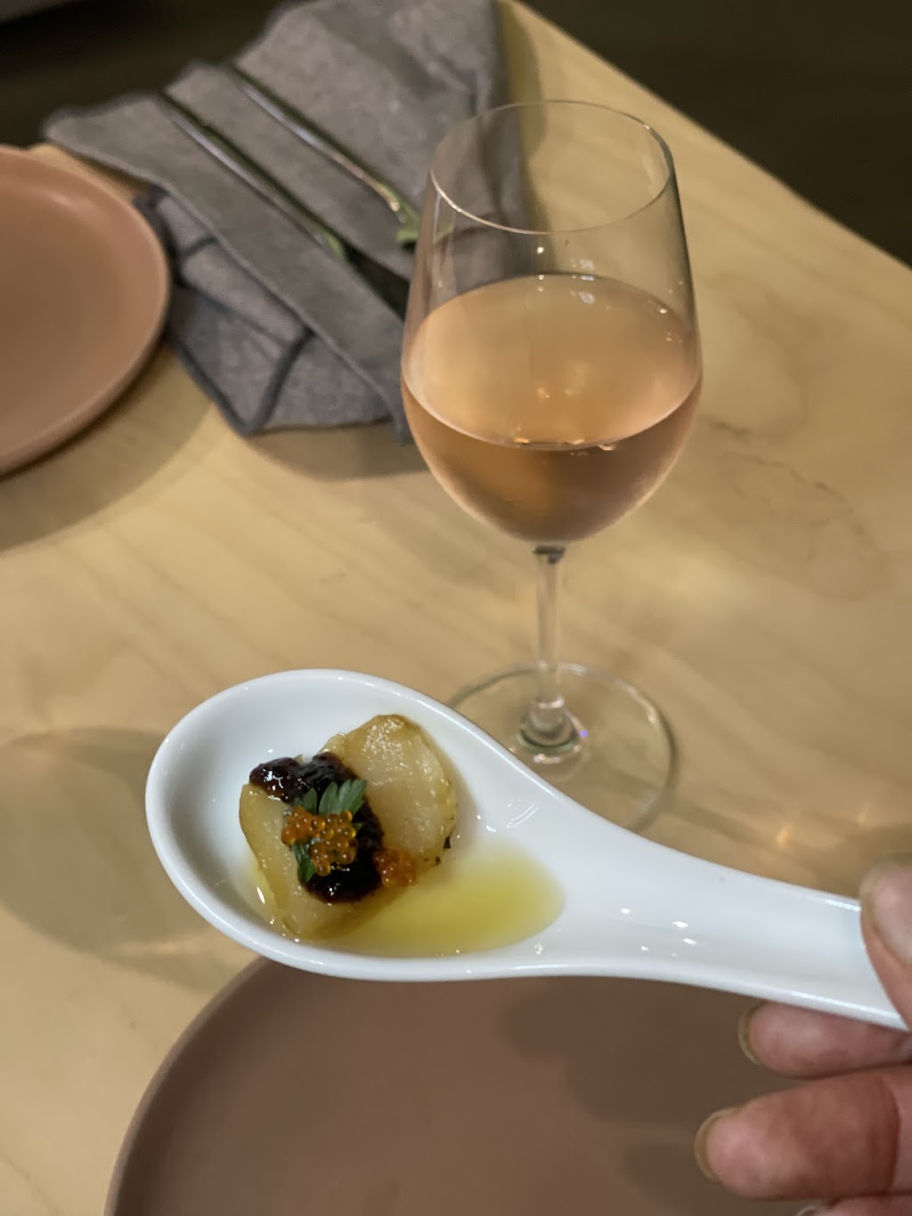Isola Wine Shop & Tasting Room | 6/2 Martin St, Ballina NSW 2478, Australia | Phone: 0466 918 850