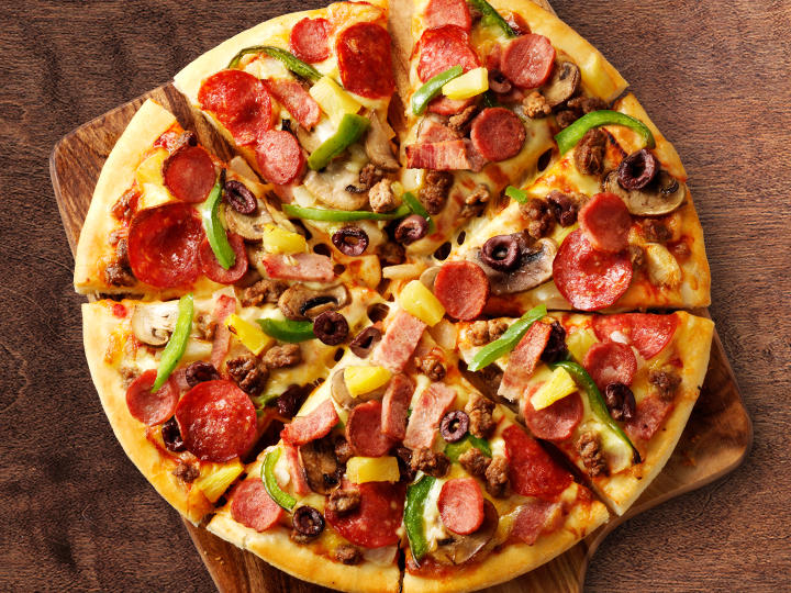 Pizza Hut Bendigo Dine In | Cnr High St &, Violet St, Bendigo VIC 3550, Australia | Phone: 13 11 66