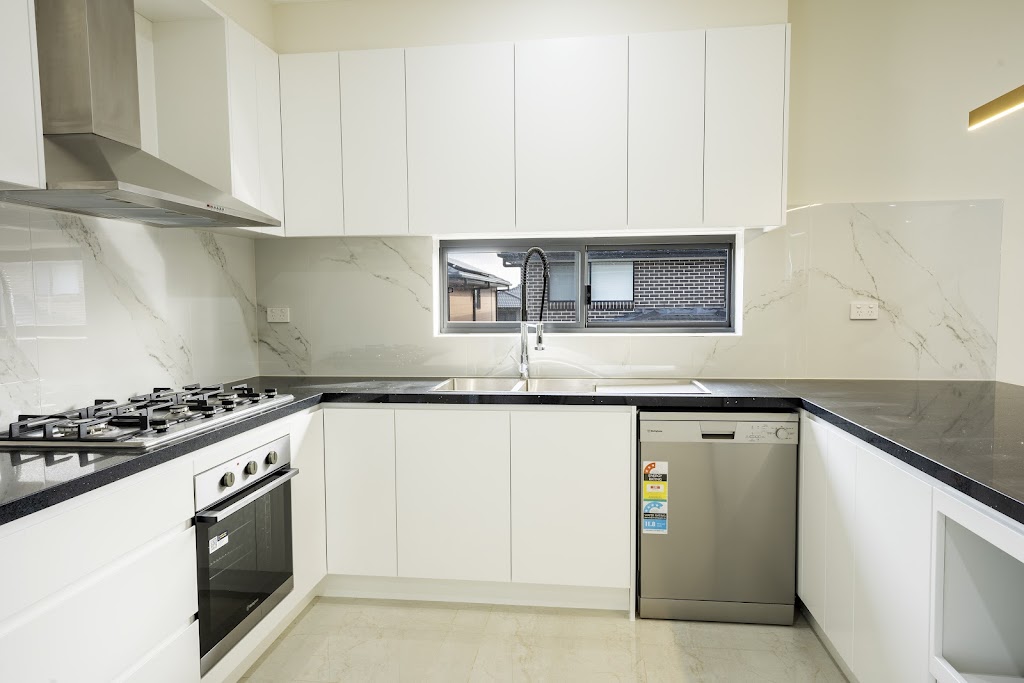 Dream Craft Construction | 21 Corella Ave, Oran Park NSW 2570, Australia | Phone: 1300 456 781