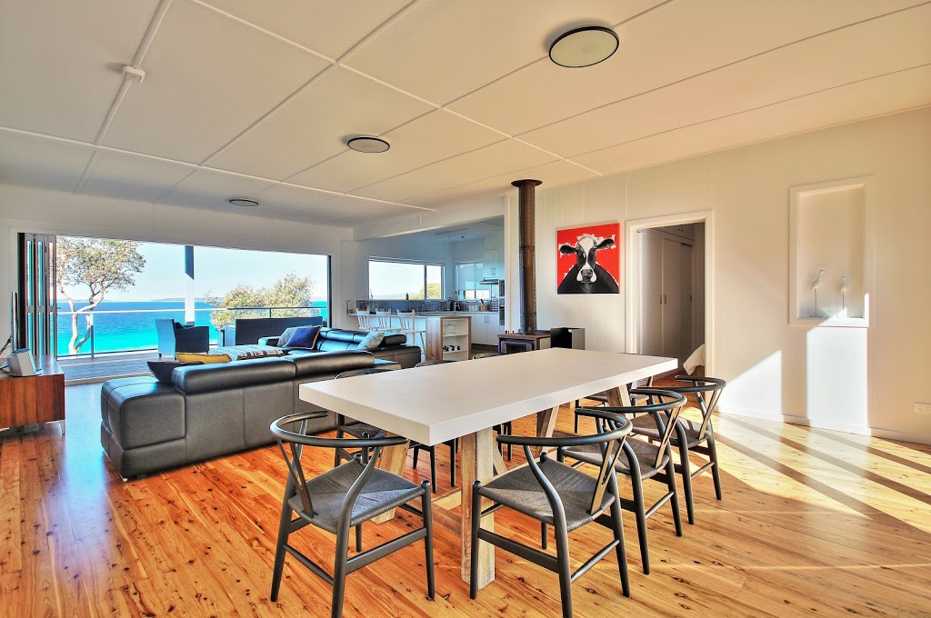 Azzurra Hyams Beach House | 88 Cyrus St, Hyams Beach NSW 2540, Australia | Phone: 0402 214 079