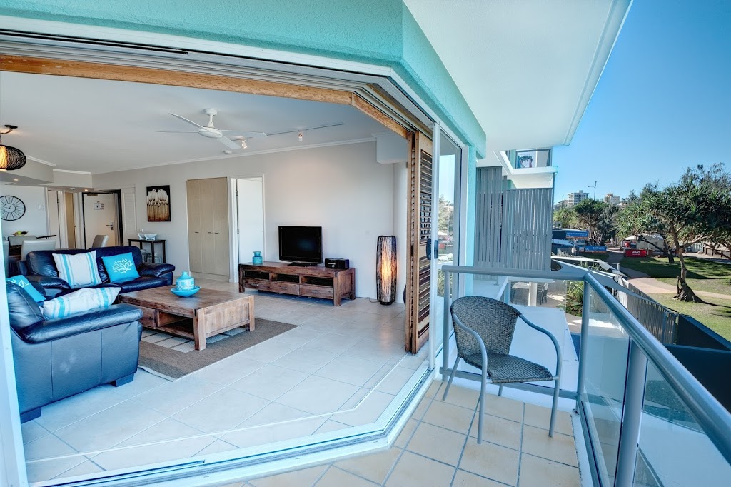 Rolling Surf Resort | 10 Levuka Ave, Kings Beach QLD 4551, Australia | Phone: (07) 5491 9777