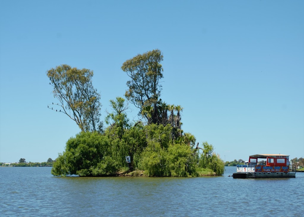 Lake Mulwala Barby Boats | 1 Inglis St, Mulwala NSW 2647, Australia | Phone: 0419 211 122