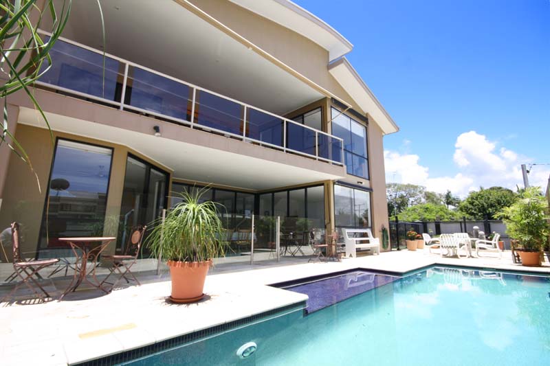 Holiday Caloundra | real estate agency | 91 Bulcock St, Caloundra QLD 4551, Australia | 0754913555 OR +61 7 5491 3555