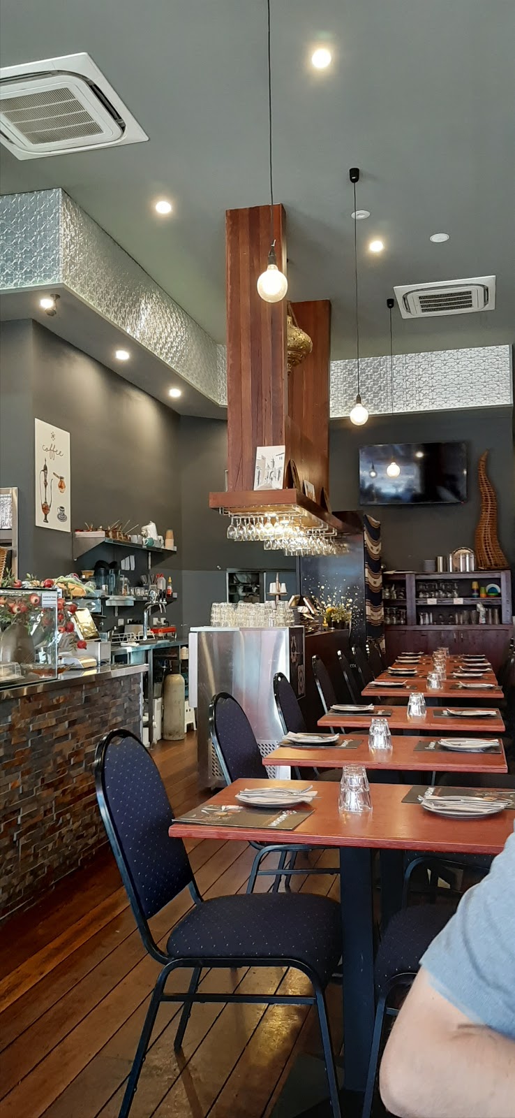 Mashawi Moroccan & Middle Eastern Restaurant | 644 Beaufort St, Mount Lawley WA 6050, Australia | Phone: (08) 9228 9318